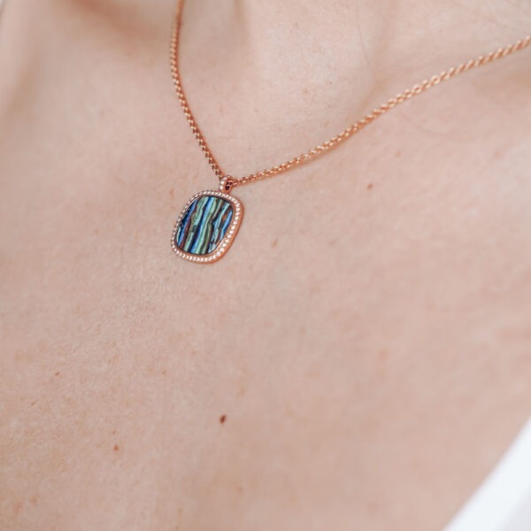 Collier Indygo – Image 2