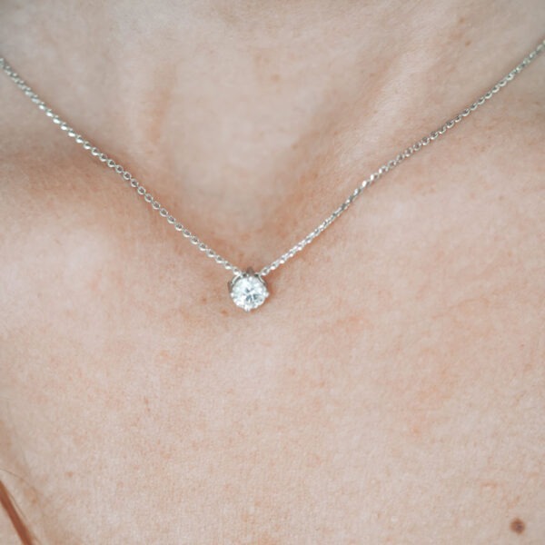 Collier "Le solitaire brillant"