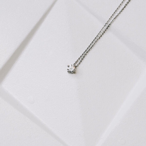 Collier "Les solitaires" brillant – Image 3
