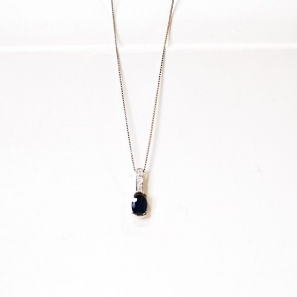 Collier saphir