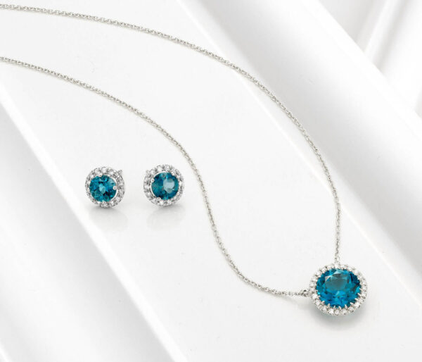 Boucles d'oreilles "Les entourées" topaze blue London – Image 2